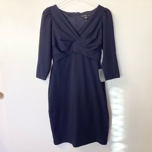 NWT Maggy London 3/4 Sleeve V-Neck Sheath Dress - Navy - 4